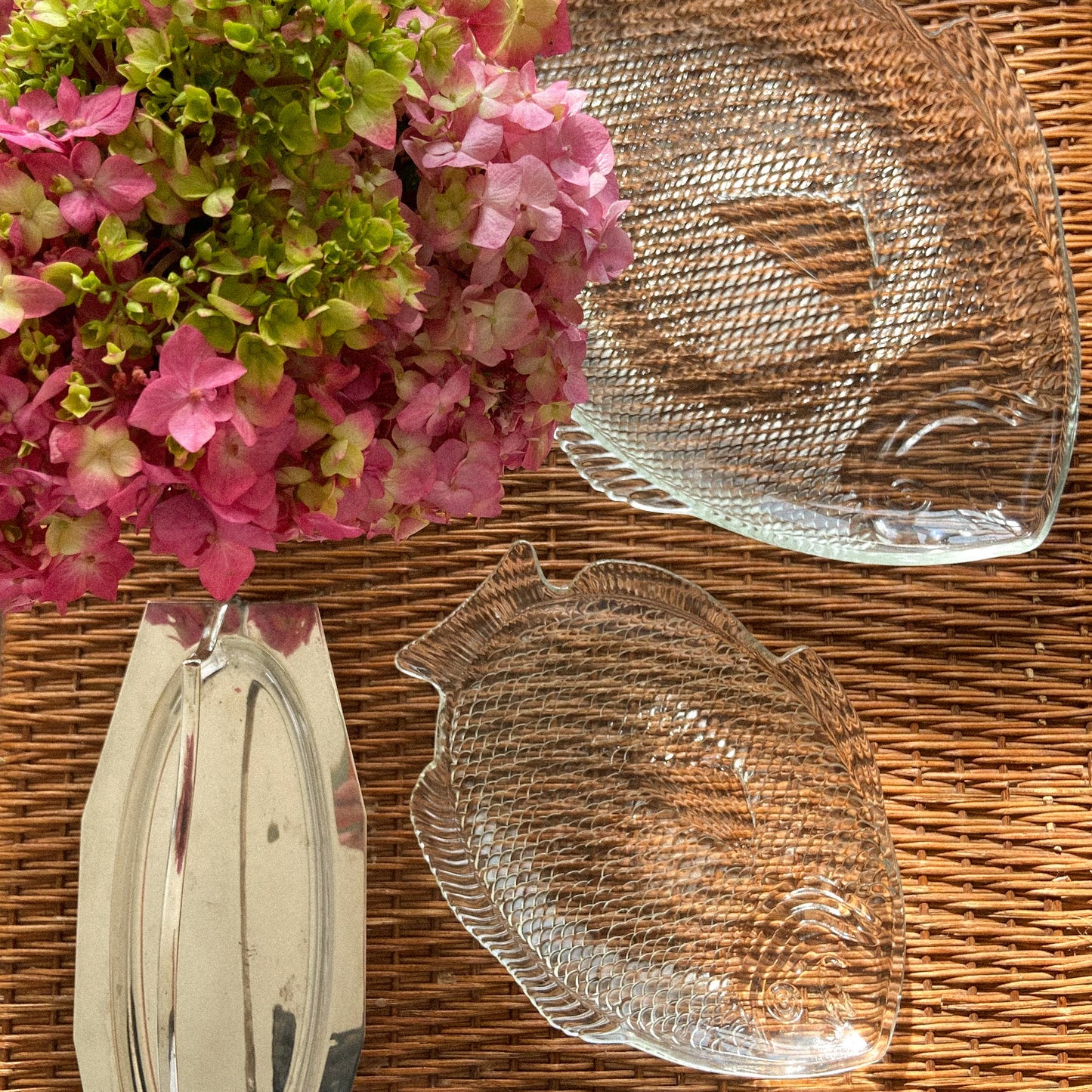 VINTAGE GLASS FISH DISH - SMALL