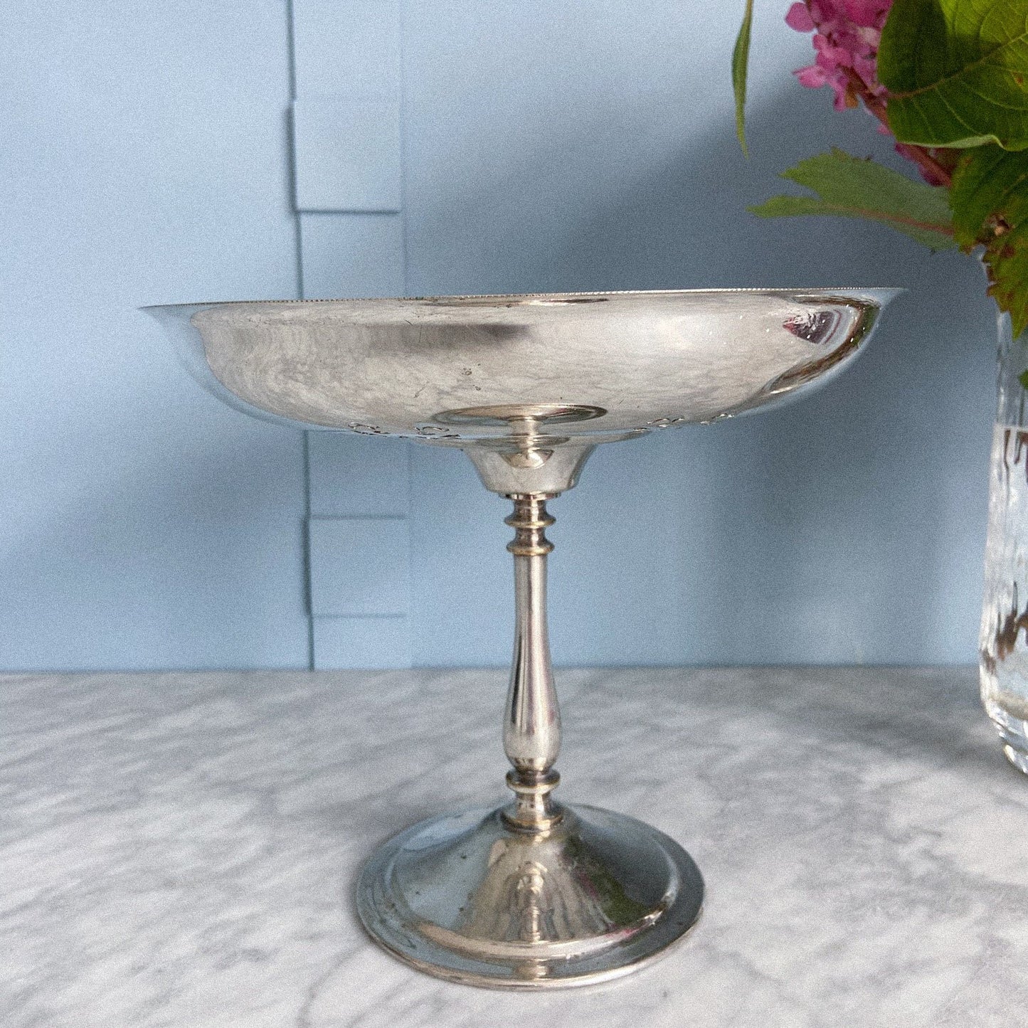 VINTAGE SILVER PLATED LOVEHEART STAND DISH