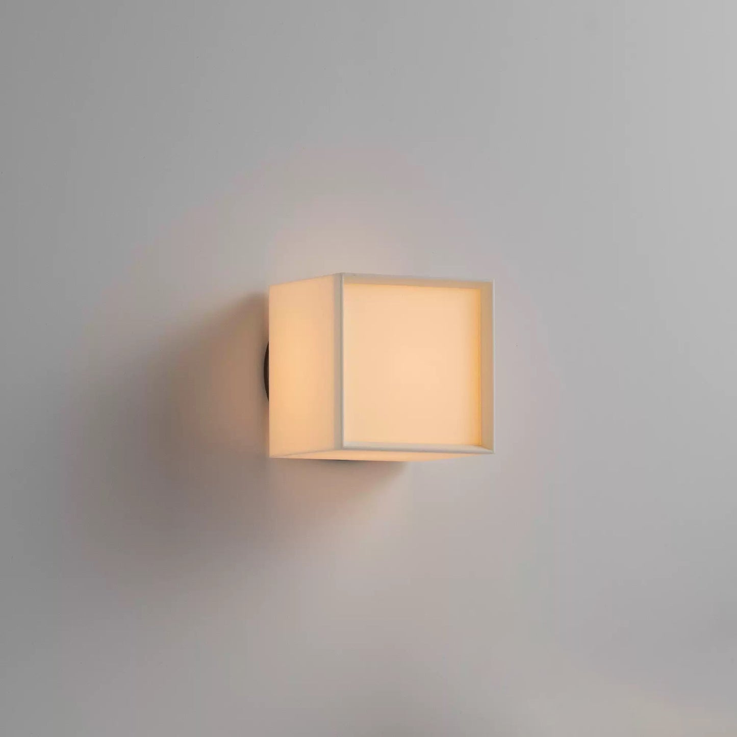 CUBE FABRIC WALL SCONCE