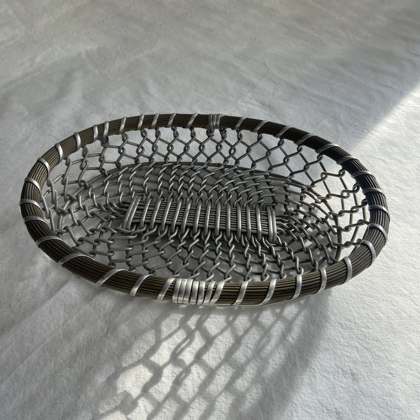 VINTAGE JOAN BREAD BASKET