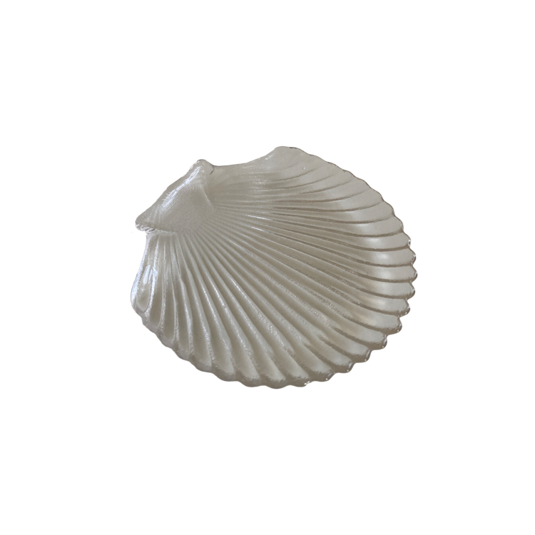 GLASS SHELL DISH