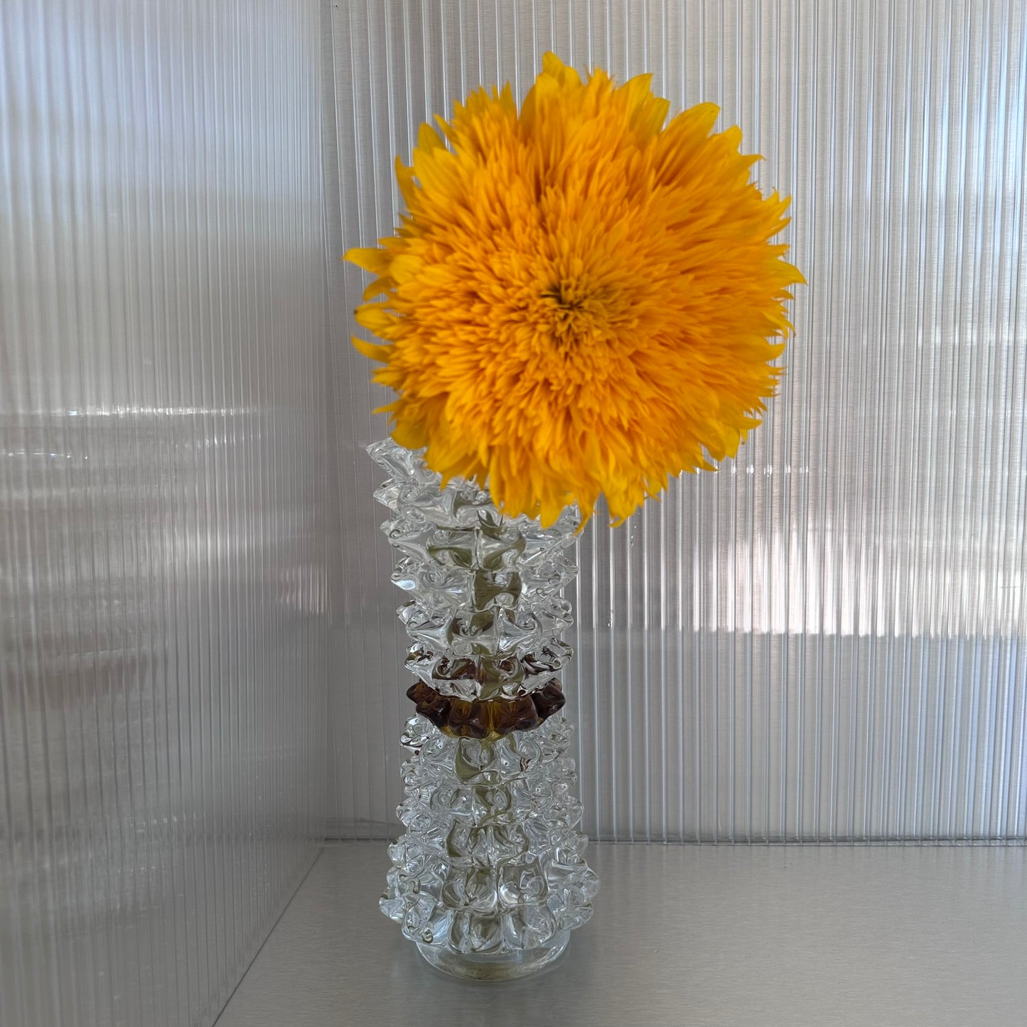 SPIKEY ROSTRATO STYLE STEM VASE